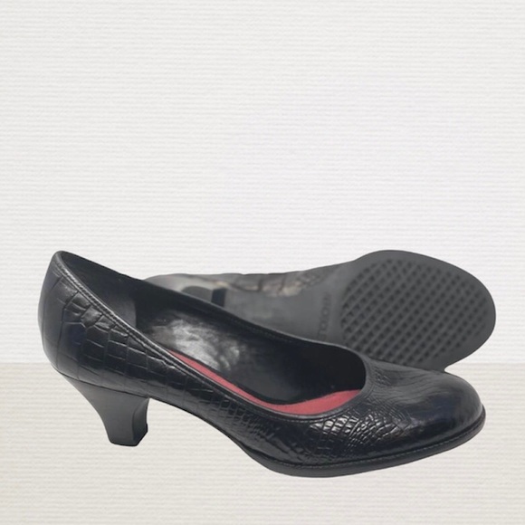 Brand new Black shoes crocodile skin texture - Picture 2 of 2